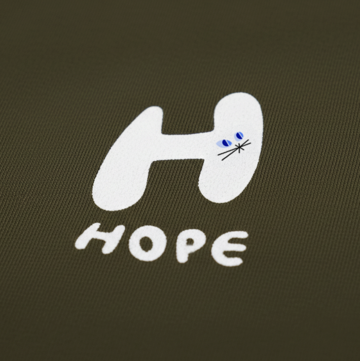 【ステッカー付】7.4oz / “alphabet HOPE” Tシャツ